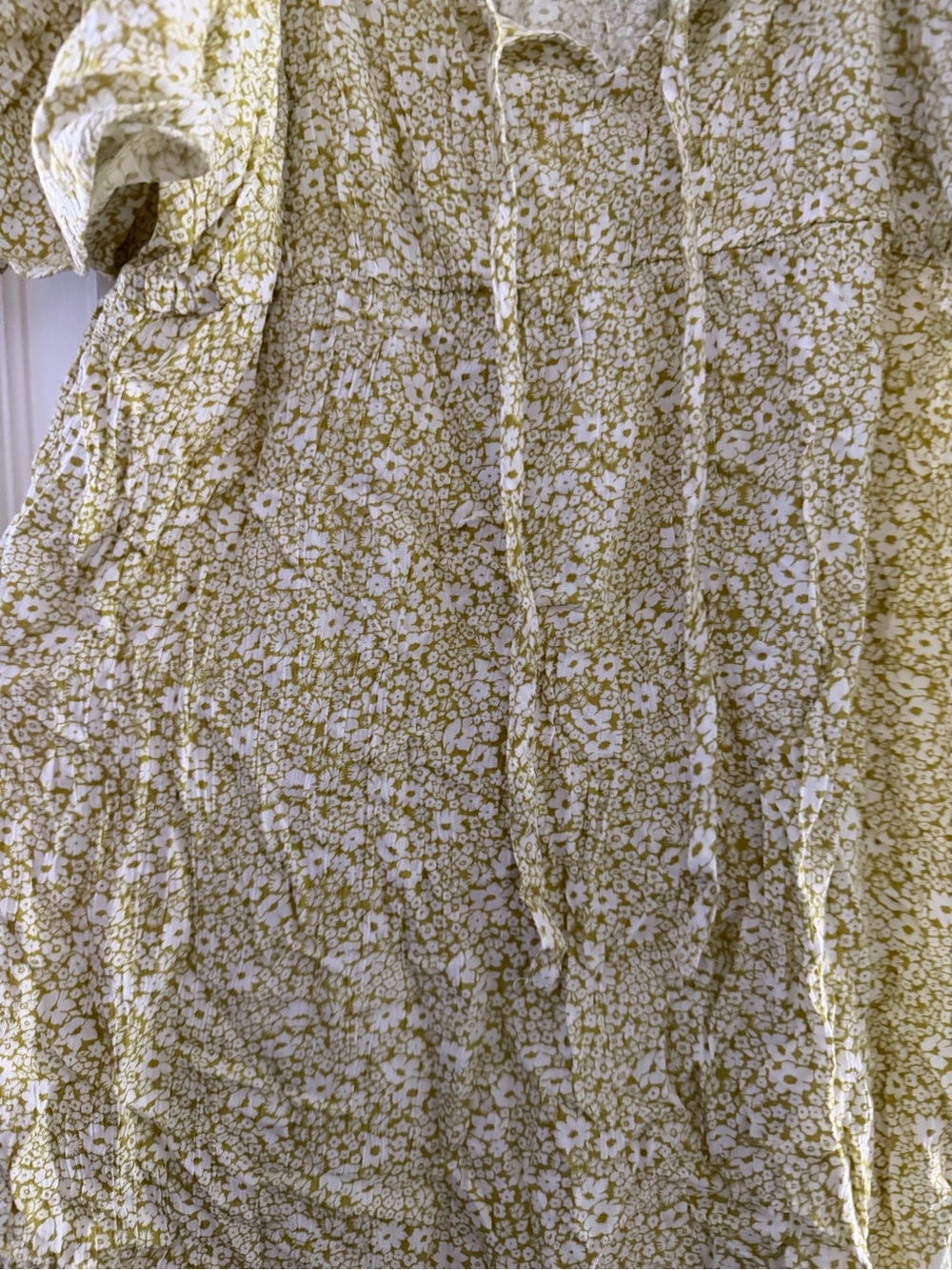 Billabong Light Green Floral Puff Sleeve Mini Dress - Picture 3 of 7